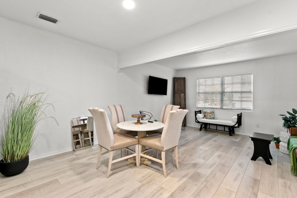 NEW Bayside Escape Cozy Hideaway Near Bayshore