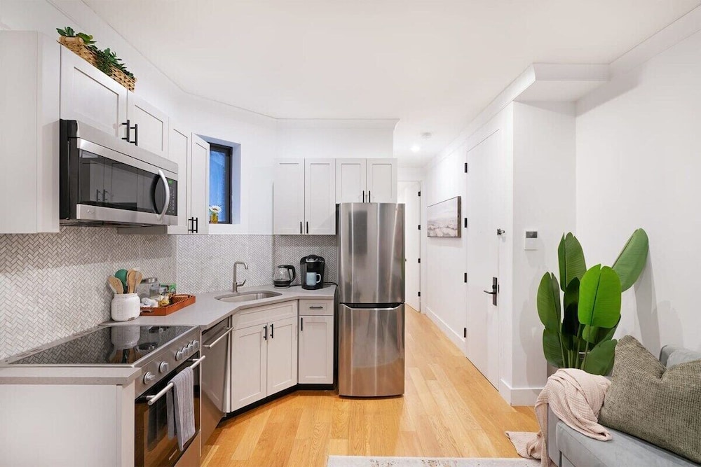 1288 UES Apartments