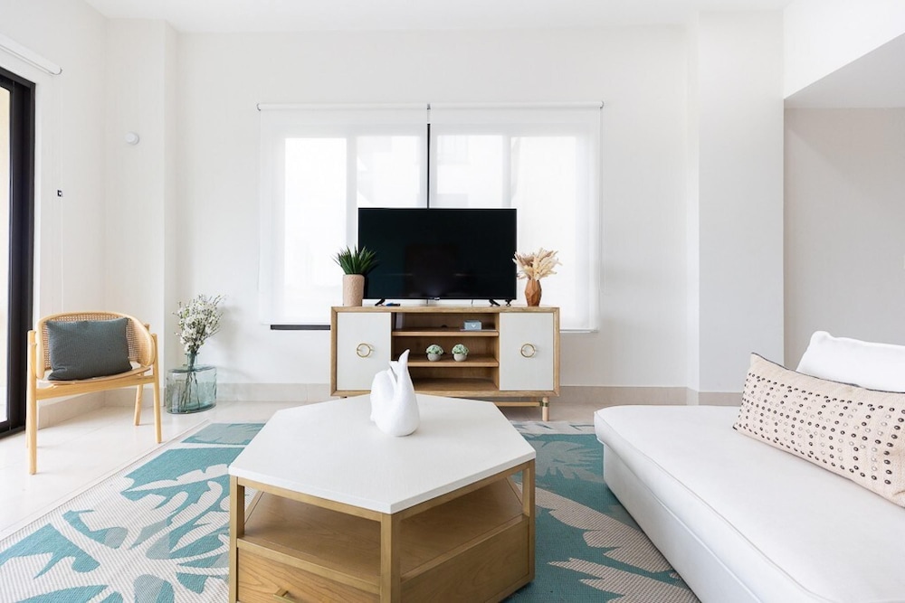 The Acomodelo Condo by Acomodo