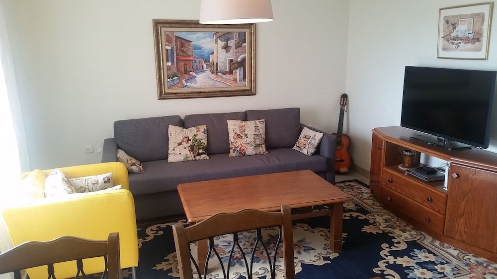 My Home 2 Sea View Apartment