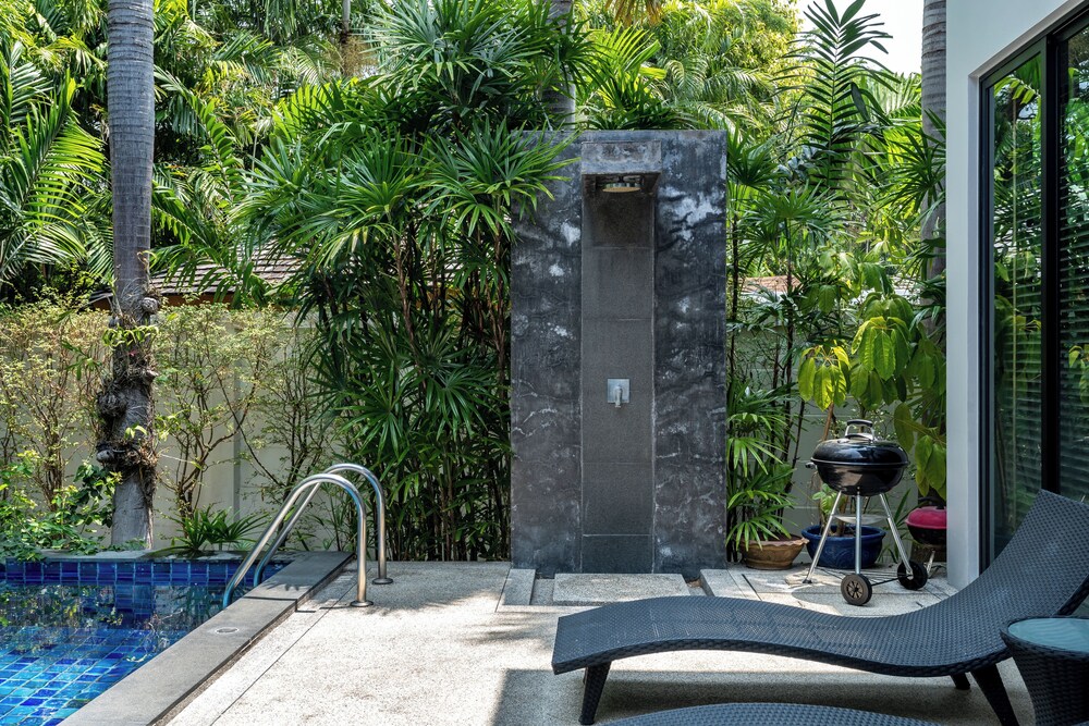 Baan Bua Bt17 By Villacarte