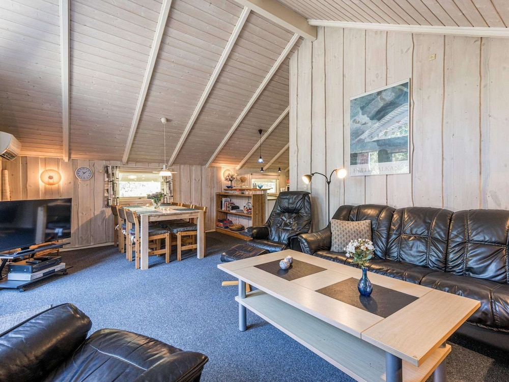 6 Person Holiday Home in Norre Nebel view 4