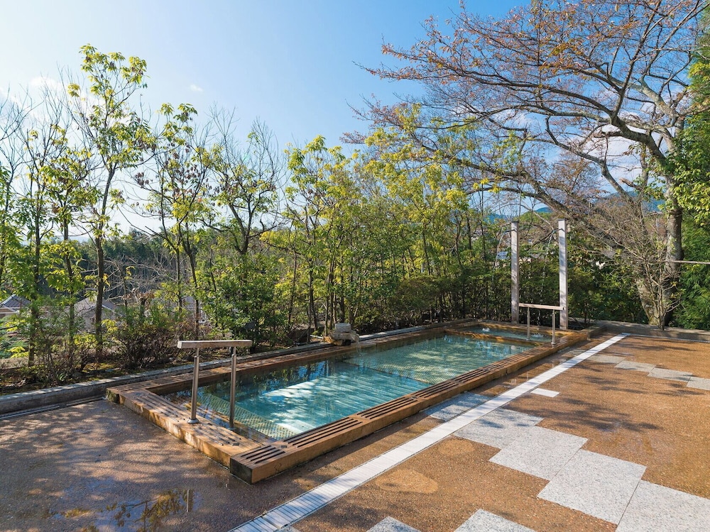Satoyu Mukashibanashi Yuzanso Ryokan