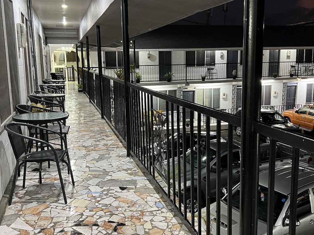 Moatoga Hotel