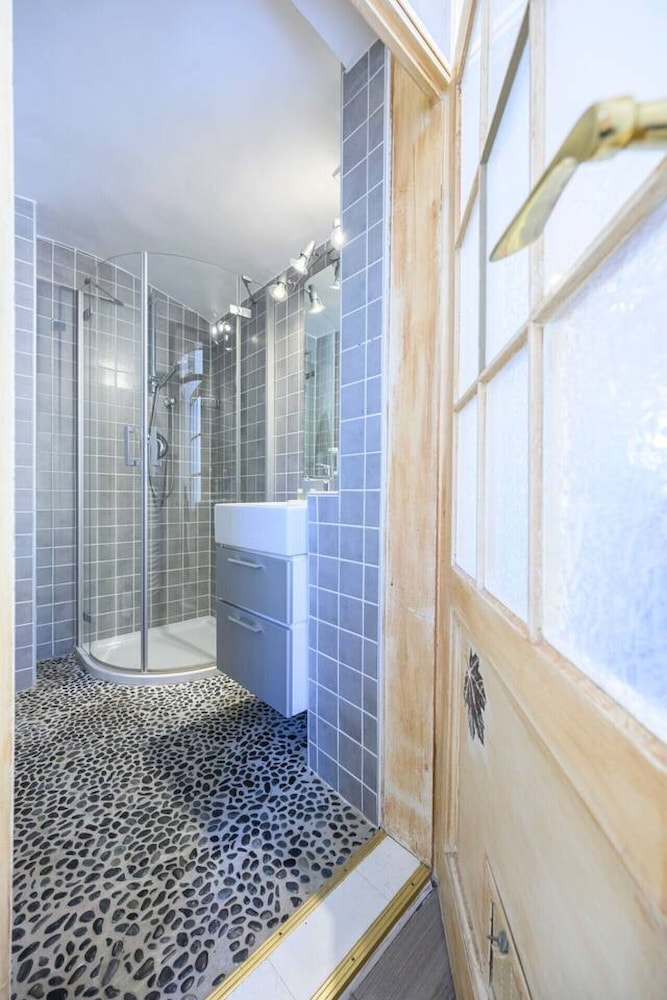 Spacious 2BR Stay for 6 Heart of Mödling