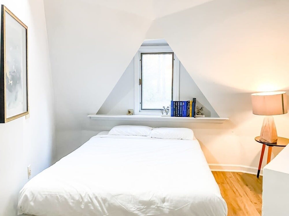 Bell Circle Eccentric Geodesic Dome-home