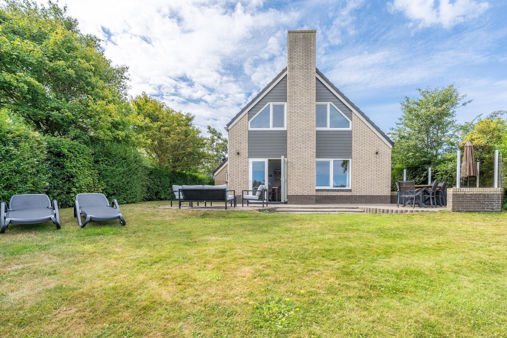 Charming Villa Near the sea and Forest