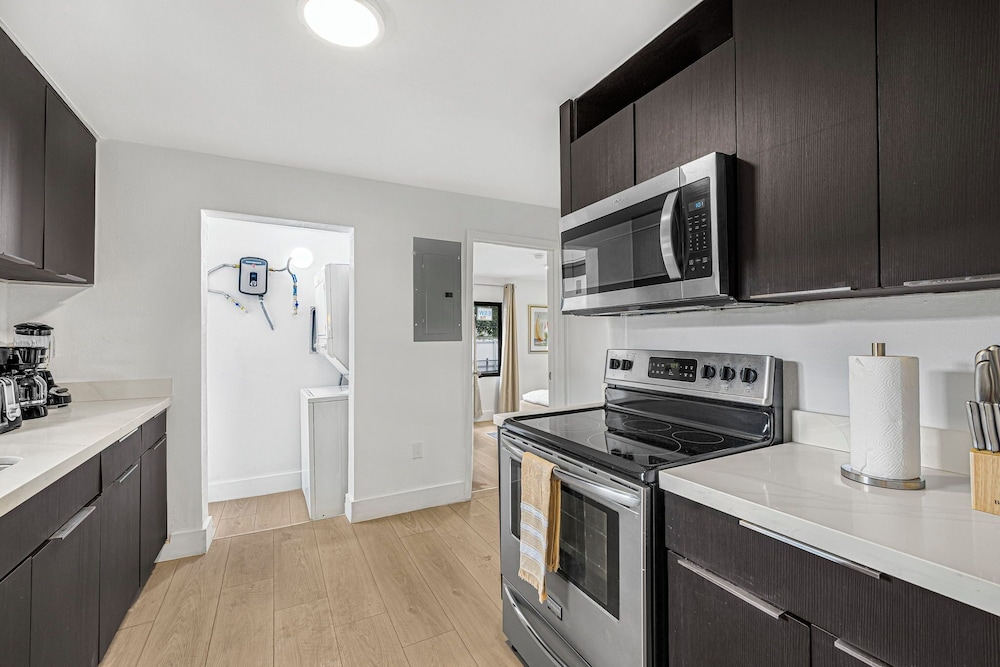 Spacious 3BR House with Private Pool