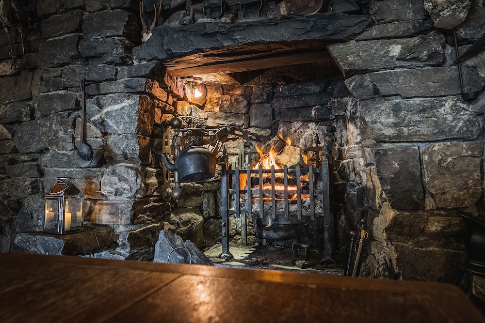 The Oak Tree Inn