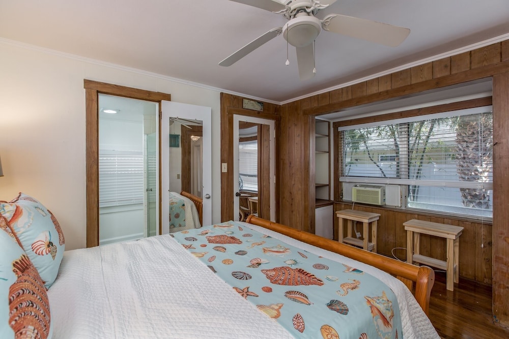 Coastal Escape - Indian Rocks Beach 2 Bedroom Apts by Redawning view 3