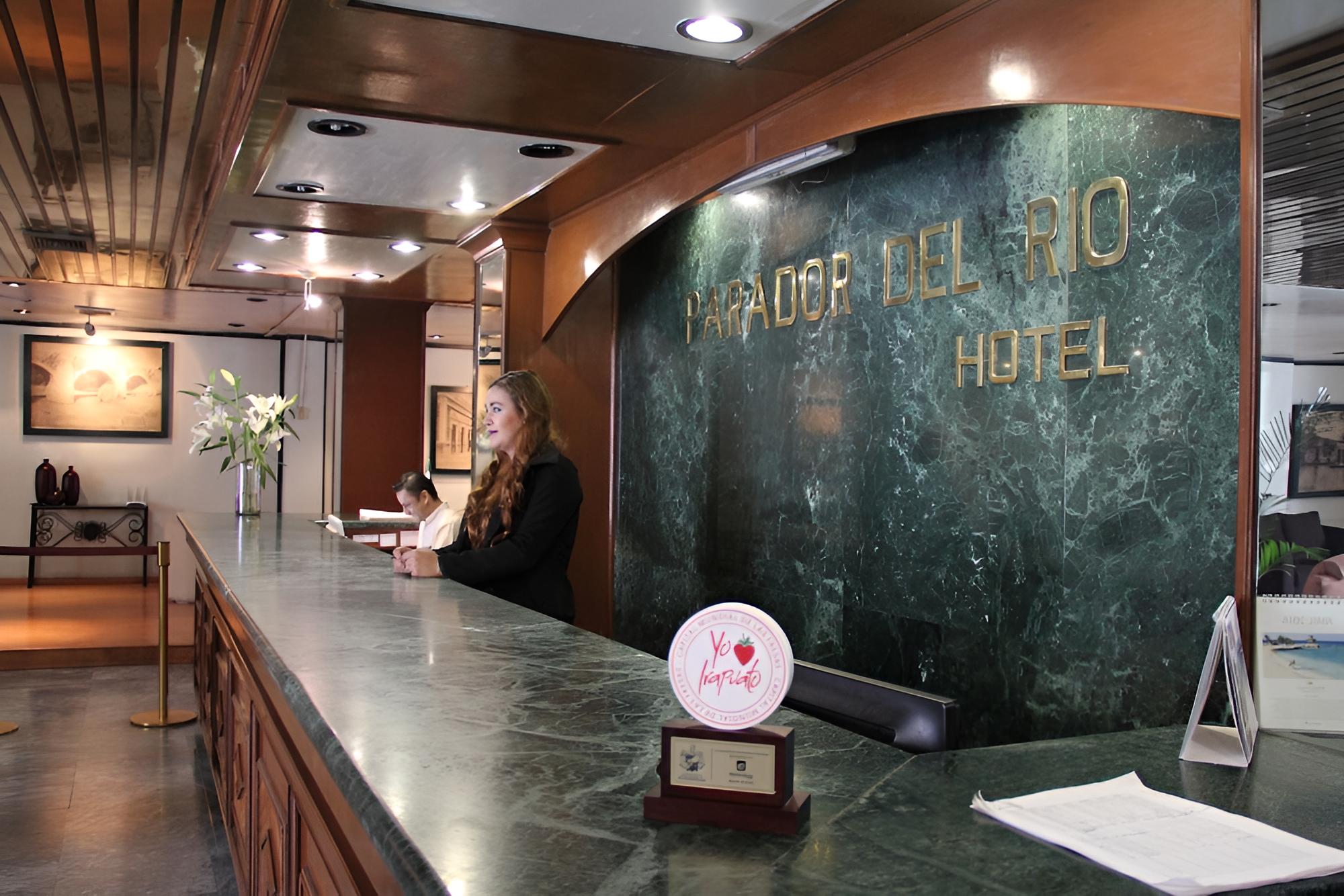 Hotel Parador del Rio