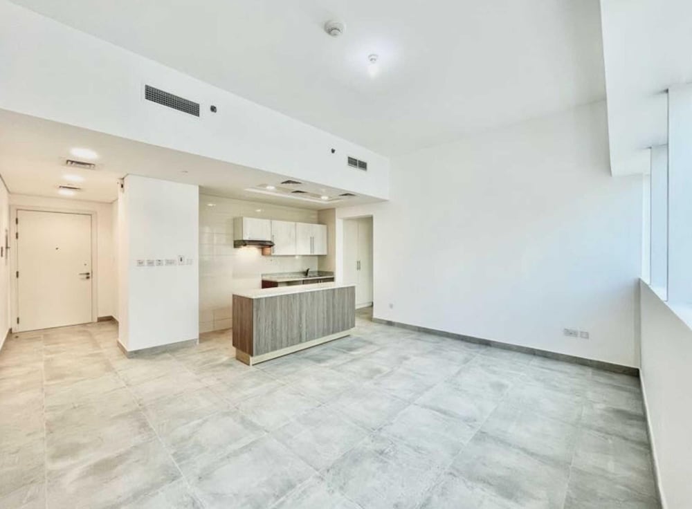 Panoramic View Apartment in Palette Tower in Tourist Club Area