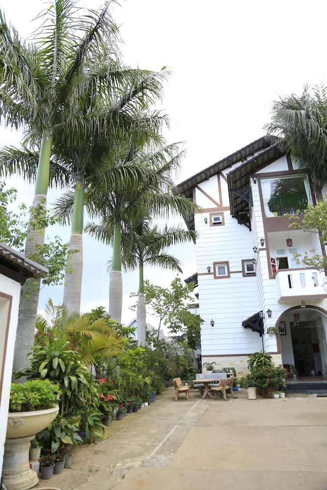 Hoai Huong Homestay