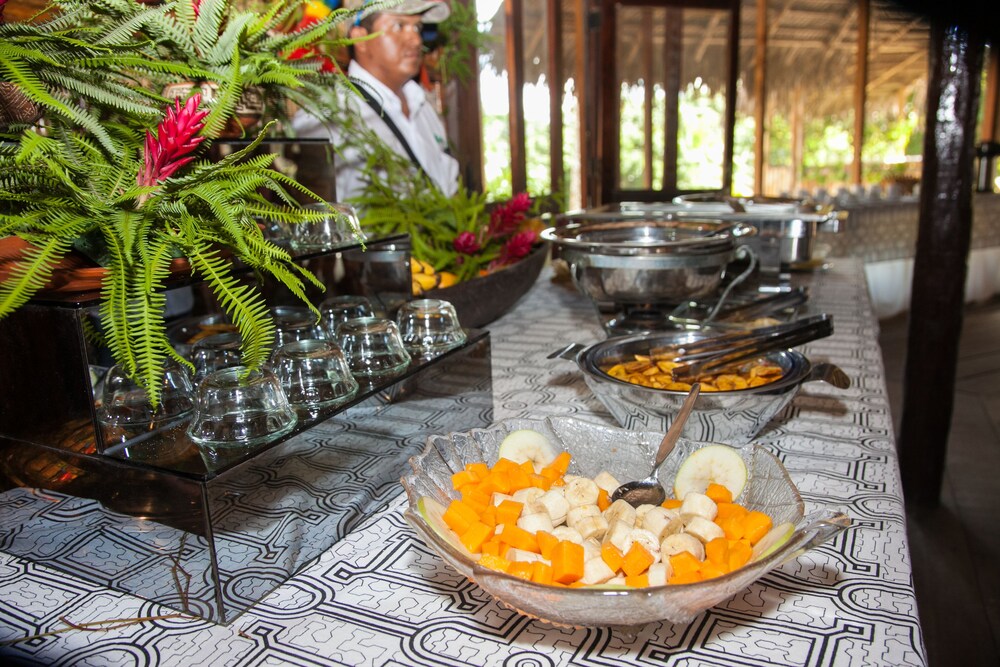 Pacaya Samiria Amazon Lodge
