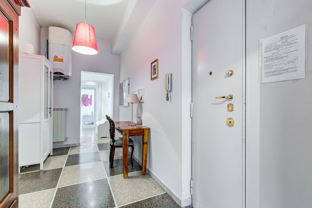 Giulio Cesare Vatican Apartment