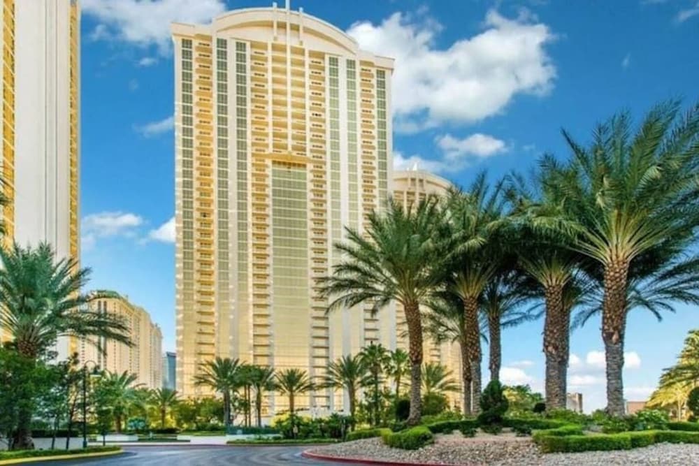 Signature MGM