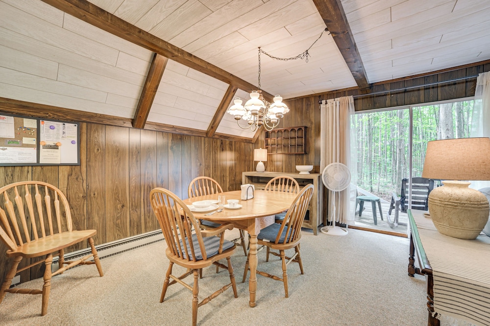 Woodsy A-frame Cabin w/ Lakes of the North Access