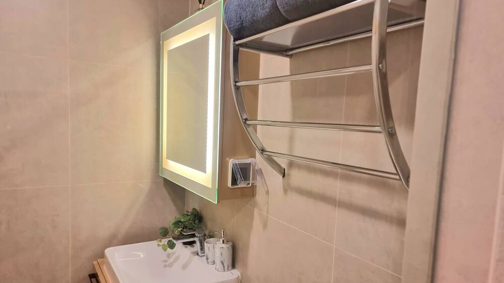 B407 - 1 Bedroom Condo Pool View Near Ao Nang Beach