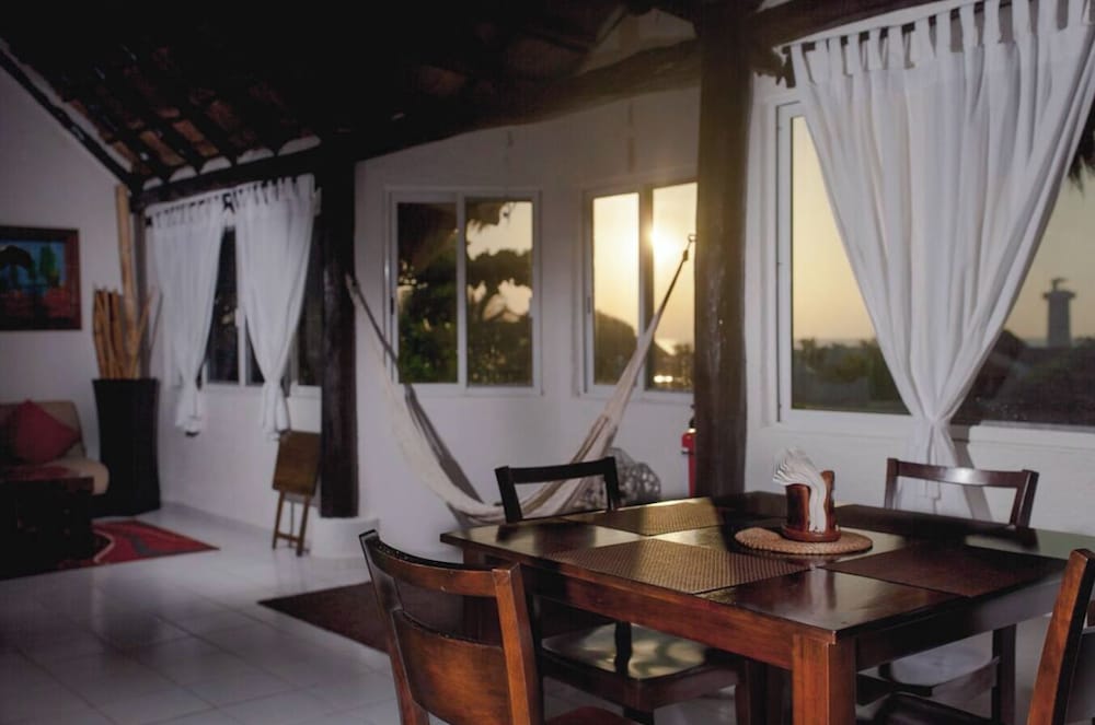 Studios walking distance to the beach