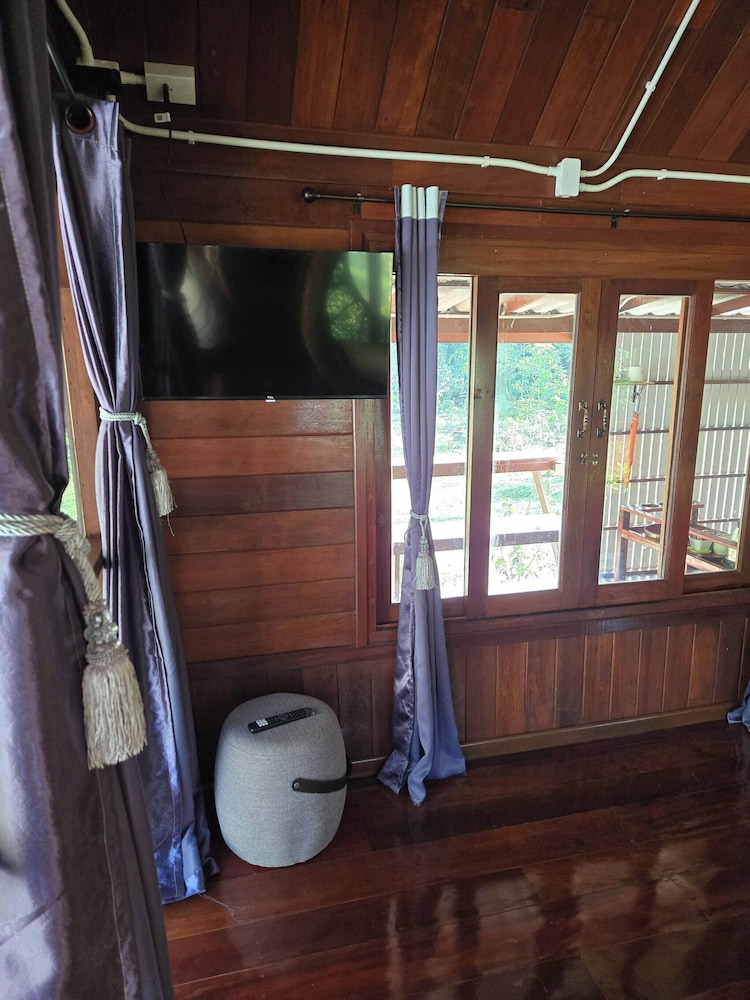 Peaceful Mountain Retreat in Ao Luek Tai