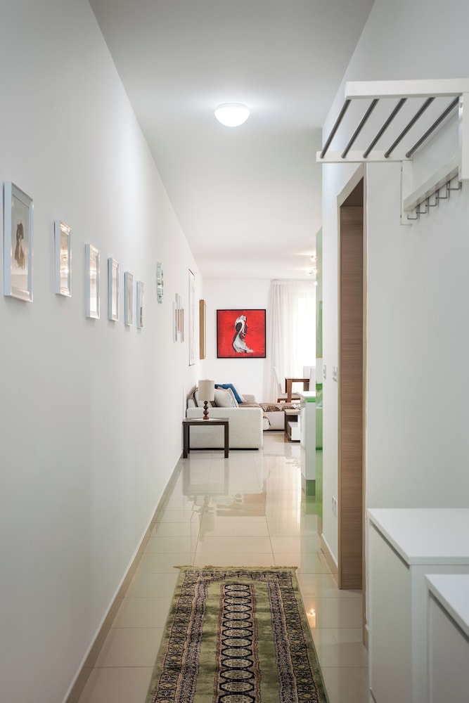 Luxury 3 BR Apartment - heart of Sliema