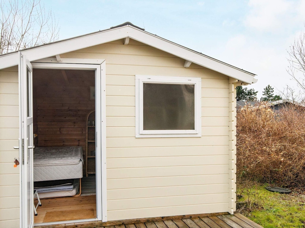 6 Person Holiday Home in Knebel view 4