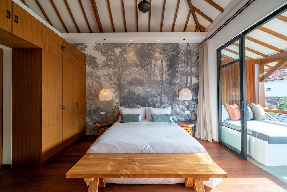 Villa Nusantara 5 by Alfred in Bali - Promo Luxury 4BD Pool Villa Pererenan Beach Caggu