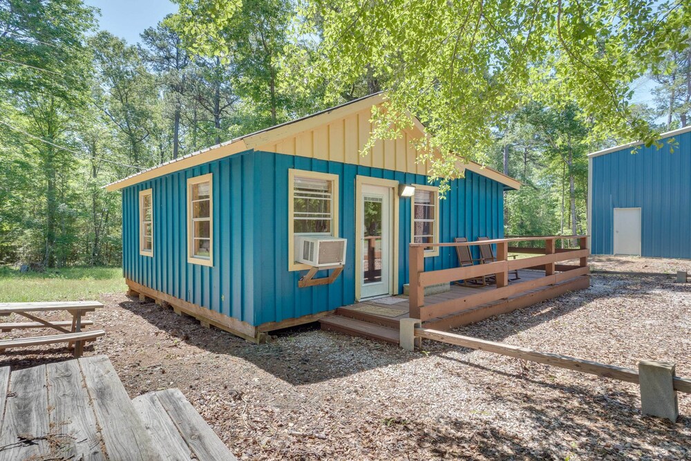 Quiet Hemphill Cabin Retreat Near Toledo Bend Lake view 4