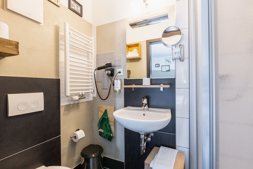 Bielefeld Vacations - aappartel boardinghouse city center - Property Image 1
