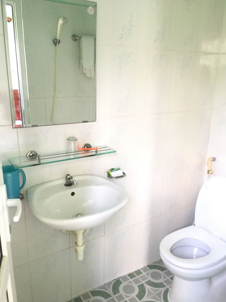 Thanh Ngoc Motel
