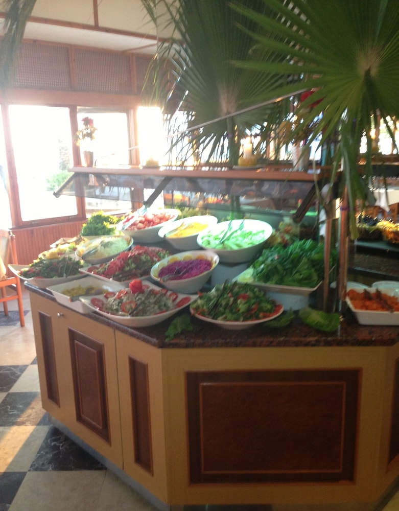 Rubi Hotel