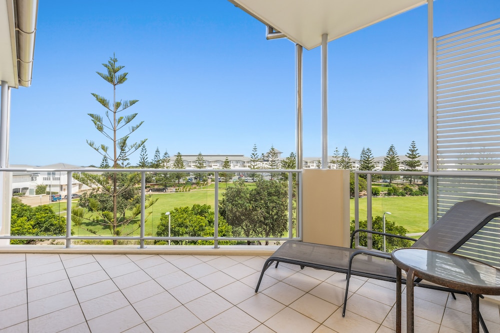 Luxury Apartments on Bells Boulevard