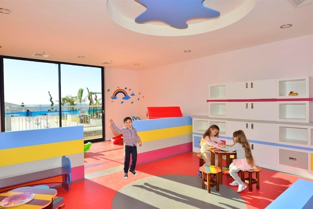 Elite Admiral Premium Residences
