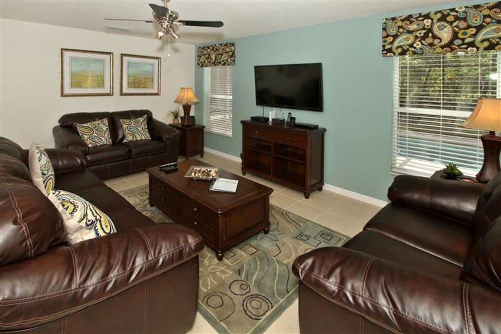 Veranda Palms 2682 - Image 3