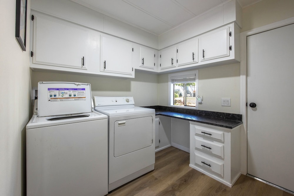 Orchard Haven Combo 6 Bedroom Home by RedAwning