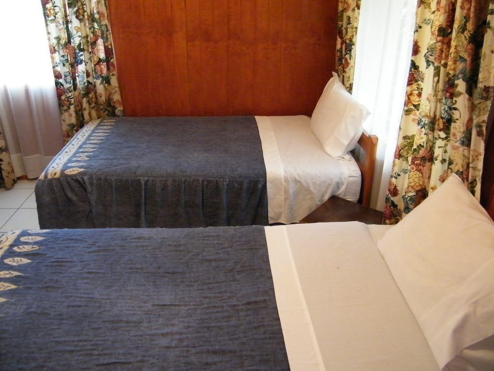 Hostal Noa-Ariki view 2