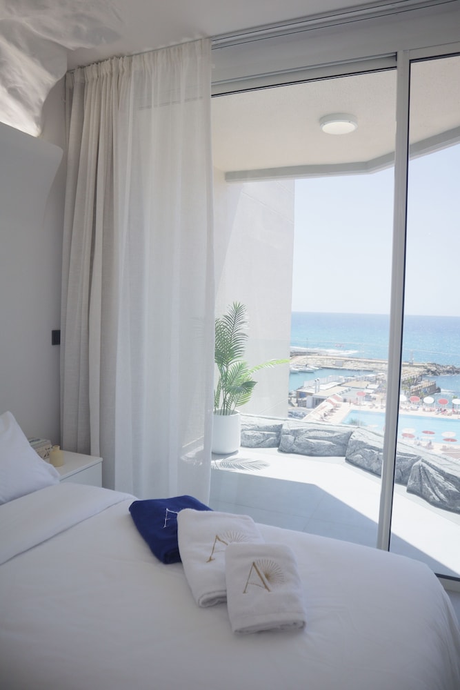 Aqualand Hotel & Resort