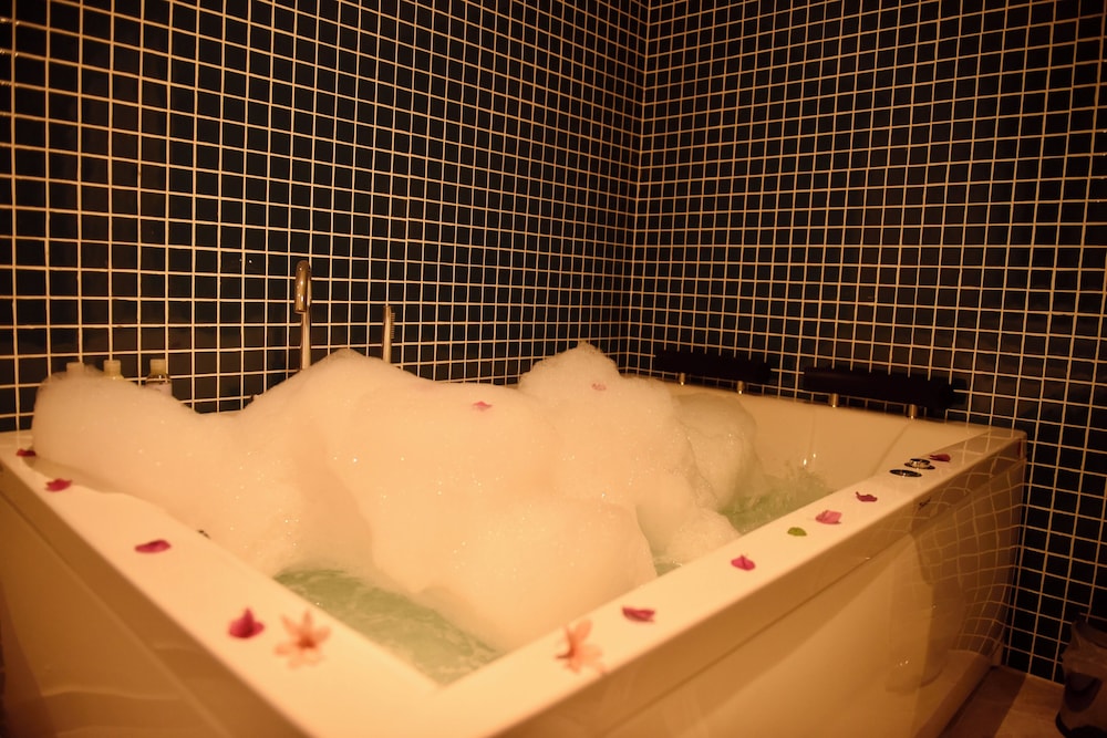 Rose Garden Butik Otel - Image 8