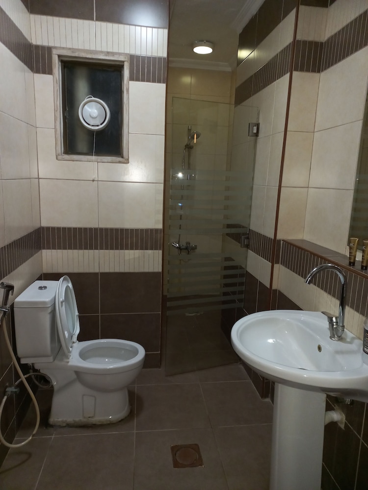 Sweimeh Vacations - Lafamilia Albadwan - Property Image 12