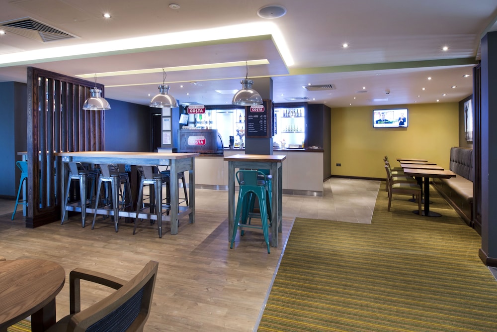 Premier Inn Cheltenham Town Centre, Foto 13