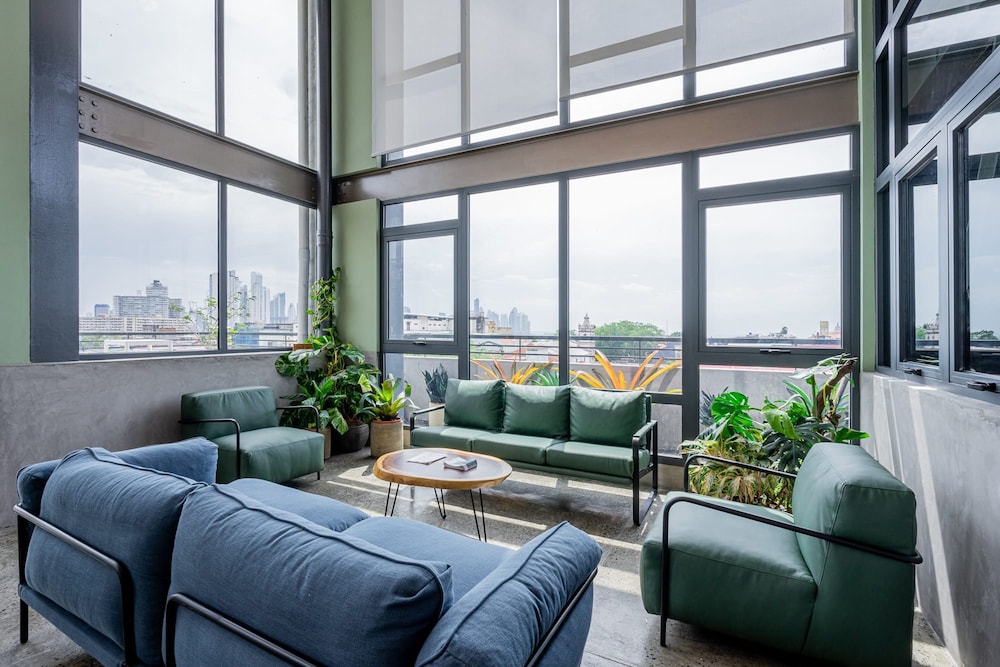 w Majestic 1BR w Fantastic Deco in Casco View