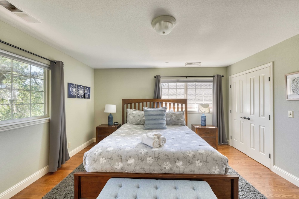 Casa Osito Pool, Hot Tub & Outdoor Dining Minutes From Sonoma Plaza