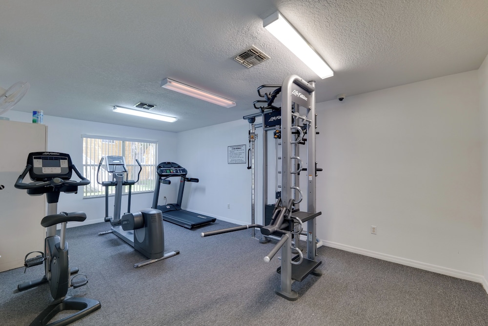 5 Mi to Wdw: Resort-style Condo w/ Pool Access