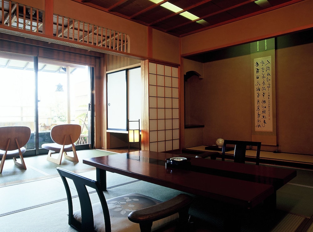 Shin Kado Ya