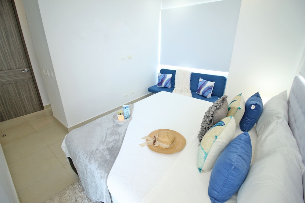 Apartamentos SOHO Elite - Frente al Mar