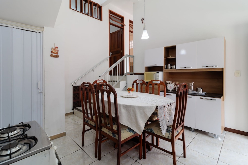 Cozy House in Floripa Rbf142