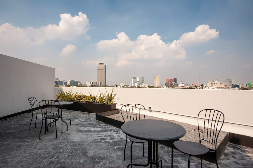 w Cozy 2BR w Balcony Near Polanco