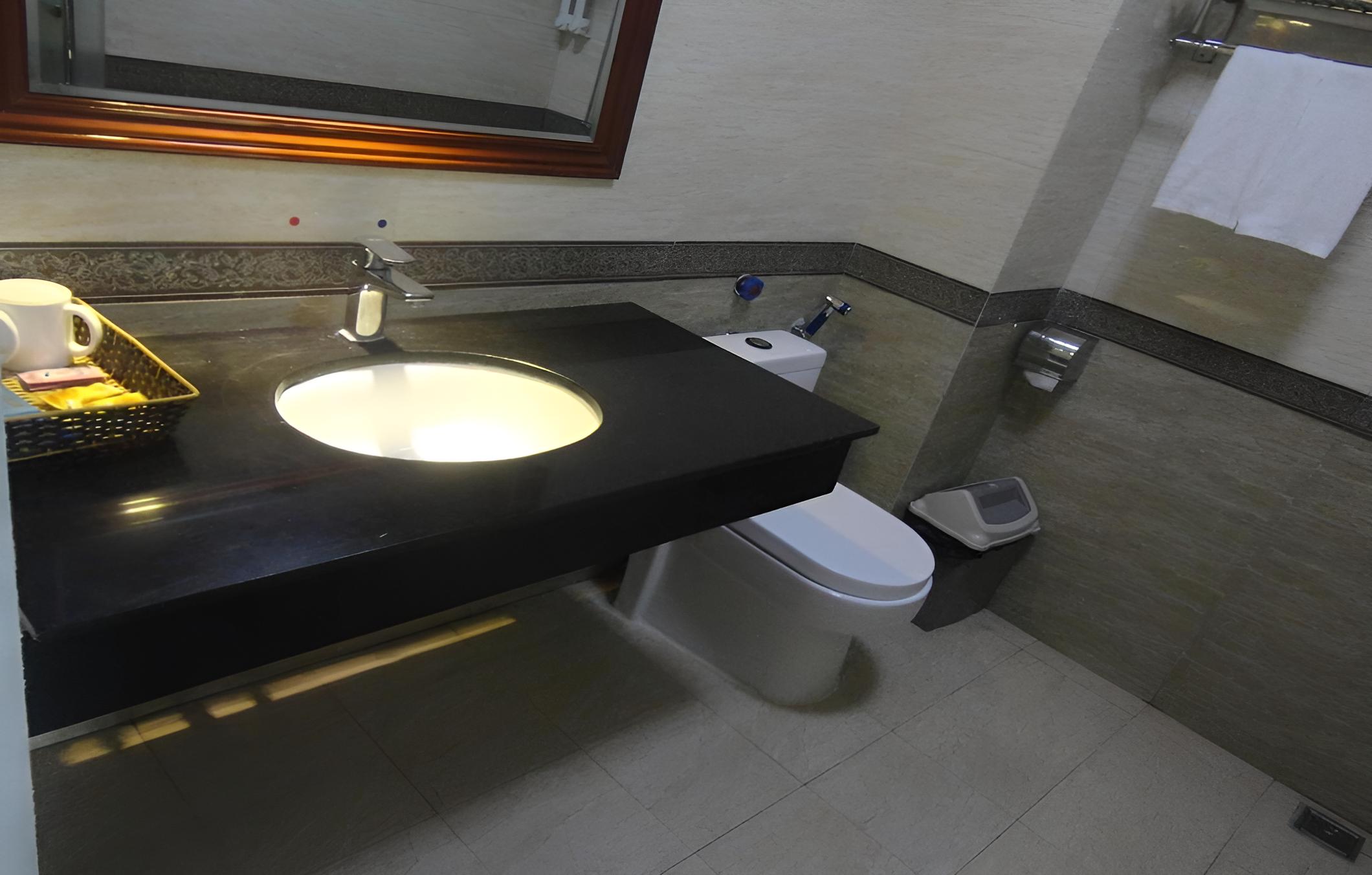 Ruby Hotel Dien Bien