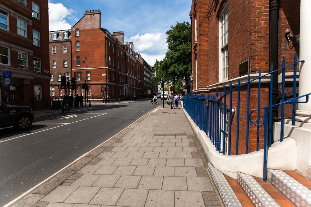 Bloomsbury Apartments by Allô Housing