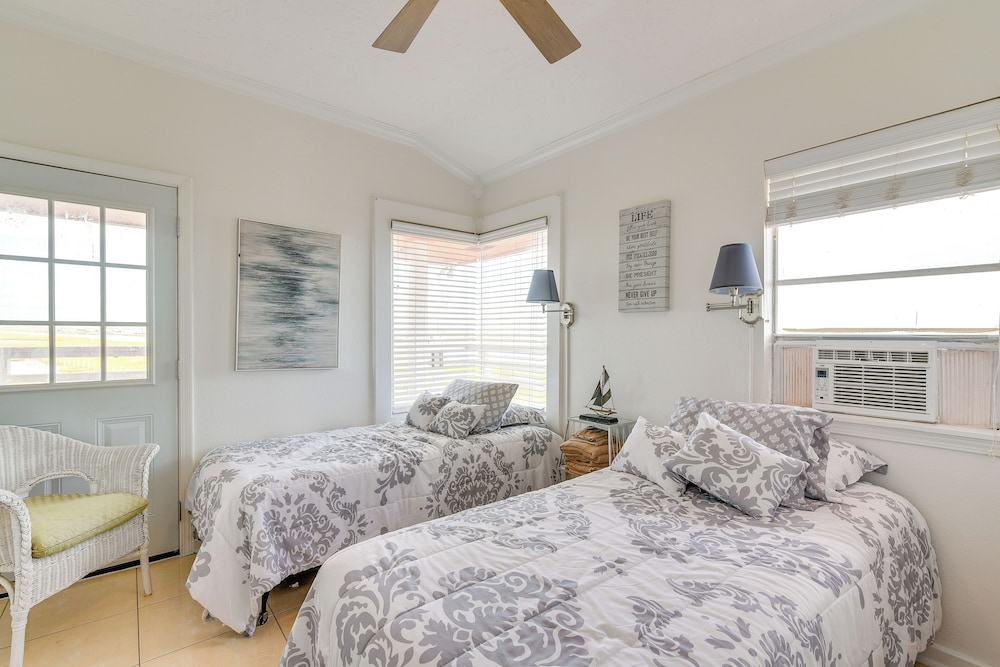 Walk to Beach: Water-view Freeport Home! view 5